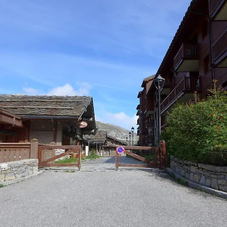 Ecrin Des Neiges - Val Claret-2 By Interhome *